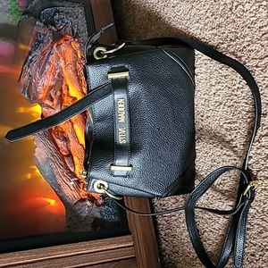 Like New Steve Madden crossbody bag steve madden crossbody bag